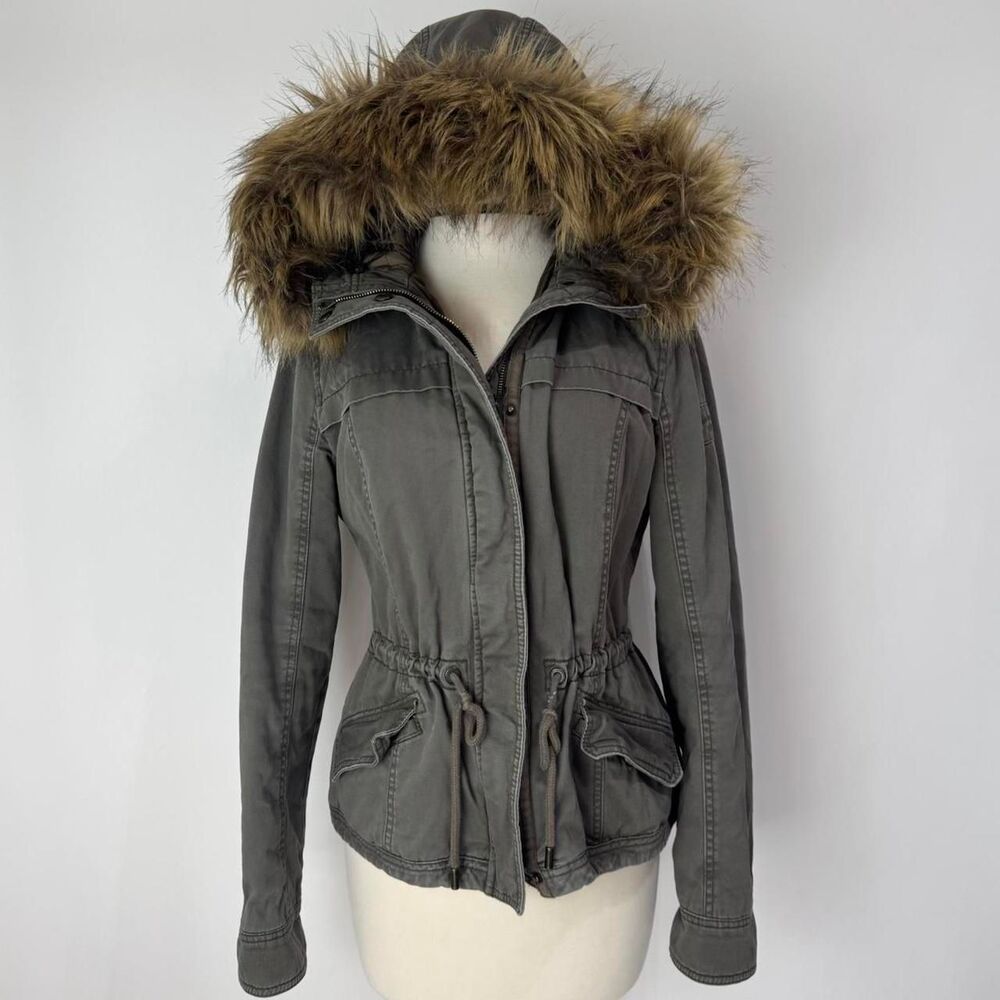Abercrombie & Fitch Vintage Y2K Fur Hood Short Parka Bella Swan Style